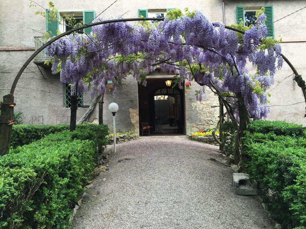 مبيت وإفطار Sant'Enea Casa Fiorita المظهر الخارجي الصورة