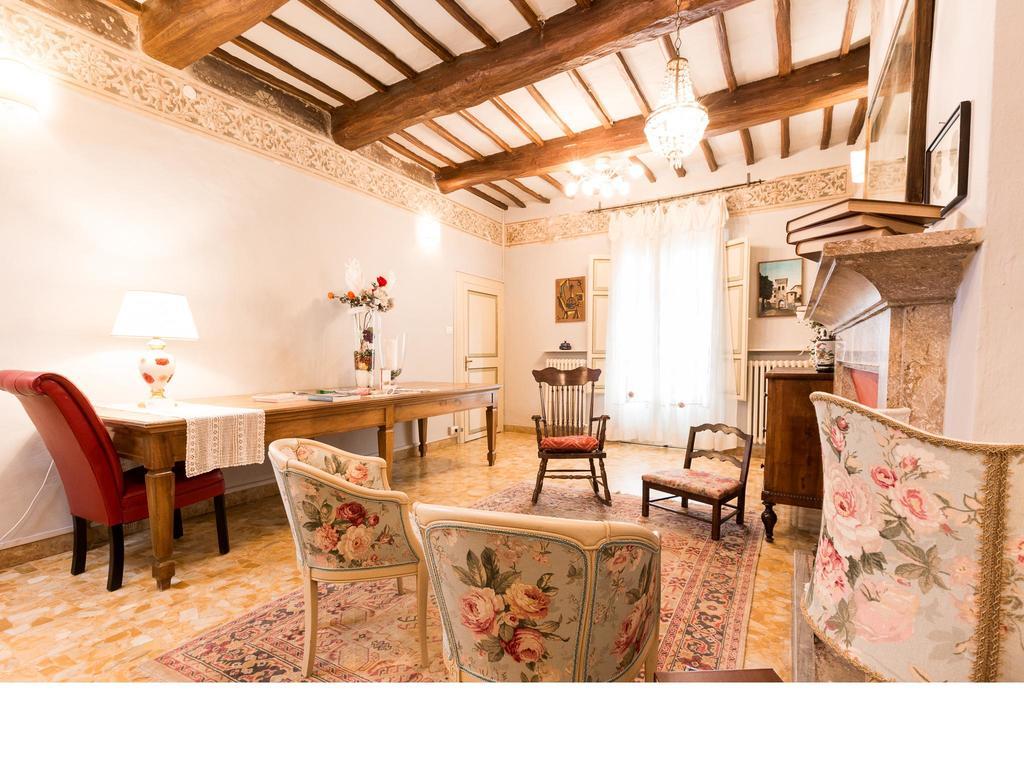مبيت وإفطار Sant'Enea Casa Fiorita المظهر الخارجي الصورة