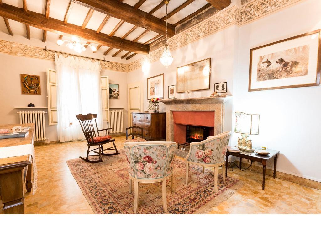 مبيت وإفطار Sant'Enea Casa Fiorita المظهر الخارجي الصورة