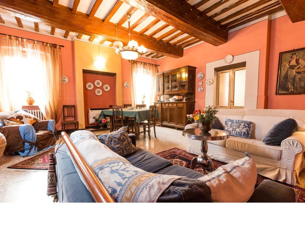 مبيت وإفطار Sant'Enea Casa Fiorita المظهر الخارجي الصورة