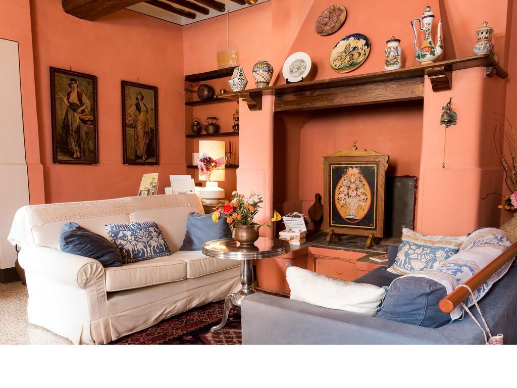 مبيت وإفطار Sant'Enea Casa Fiorita المظهر الخارجي الصورة