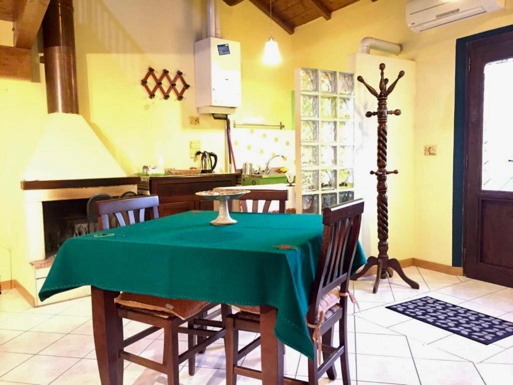 مبيت وإفطار Sant'Enea Casa Fiorita المظهر الخارجي الصورة